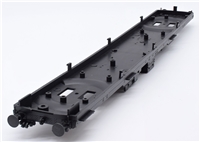 32-904DC Class 108 Trailing car underframe - Black with DCC Onboard