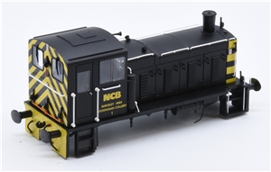 Body - D2199 NCB Black with wasp stripes for Class 03   NEW  2020 Branchline model number 31-367