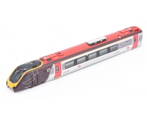 Voyager Class 220 Non Powered Driving Car Body Shell 371-979