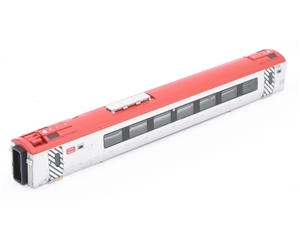 Voyager Class 220 Trailing Car Body Shell 371-680